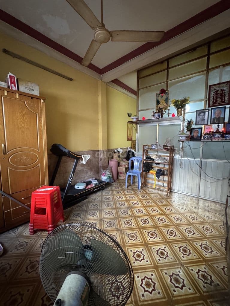 BÁN NHÀ MẶT TIỀN NGAY CHỢ PHẠM VĂN HAI QUẬN TÂN BÌNH