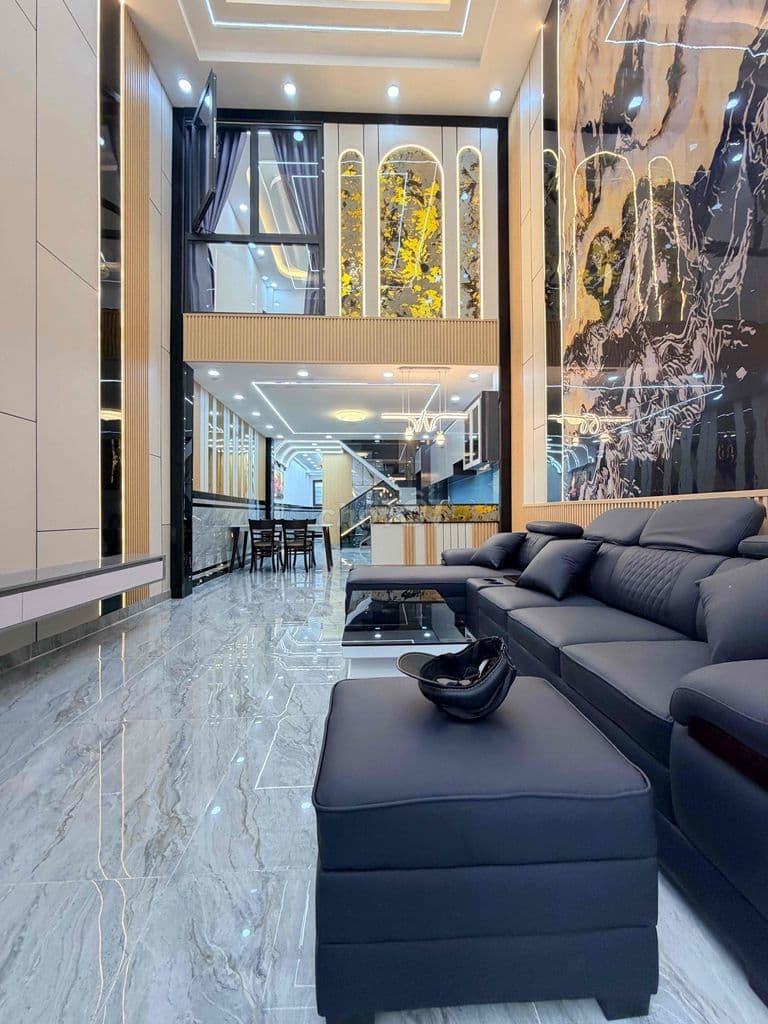 NHÀ PHỐ SIÊU ĐẸP 4M x 20M . 1/ NGUYỄN THỊ KIỂU NGAY TRƯỜNG LÊ VĂN THỌ