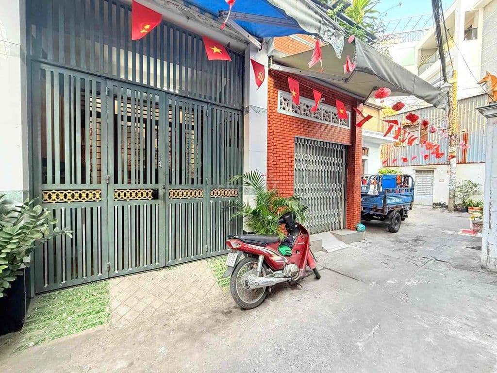 NHÀ ĐẸP LÊ HOÀNG PHÁI - GV 3 tầng - Tặng nội thất - 5,6 tỷ