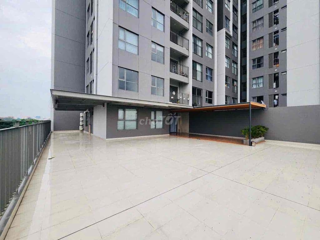 Cho thuê căn góc lớn nhất chung cư full nội thất cao cấp giá 17tr500