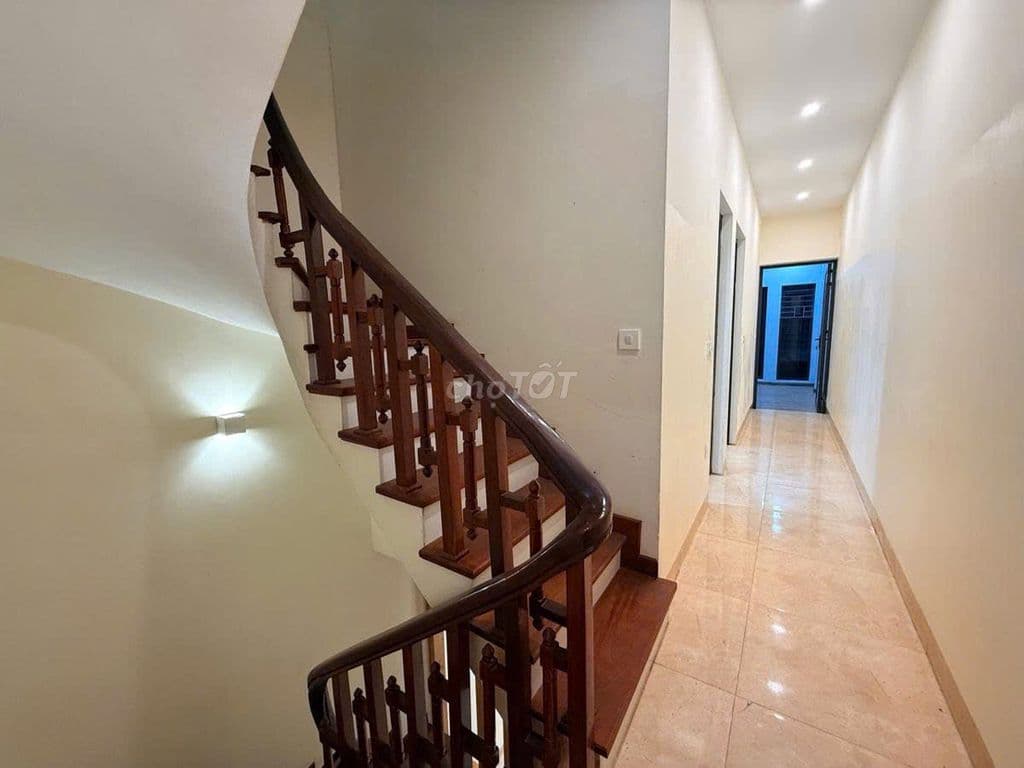 2 Thoáng – Ngõ ô tô – MT 6,2m KD tốt Vũ Tông Phan – 66M chỉ 13.8 TỶ