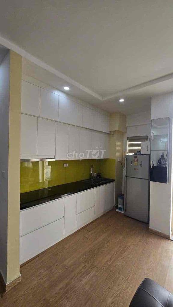 Hơn 5 tỷ có căn CC 3 ngủ Trần Thủ Độ-Mặt phố-Tầng trung-Sổ hồng-90m - Ảnh 2