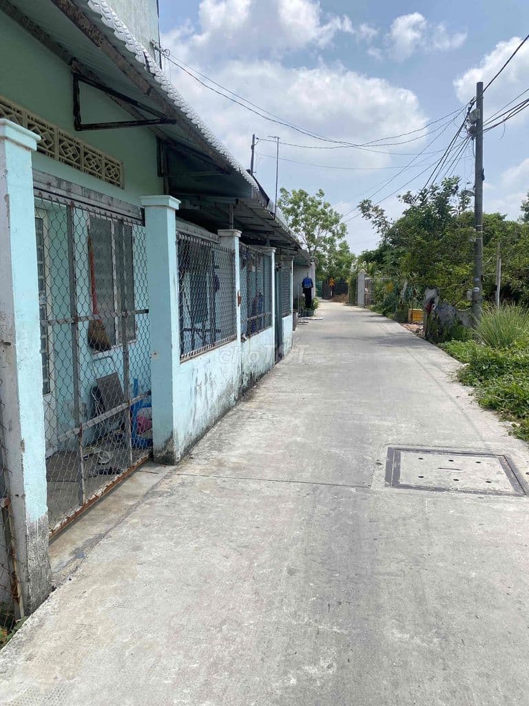 Bán gấp góc 2MT 173m2 giá 3ti xã An Phú Tây