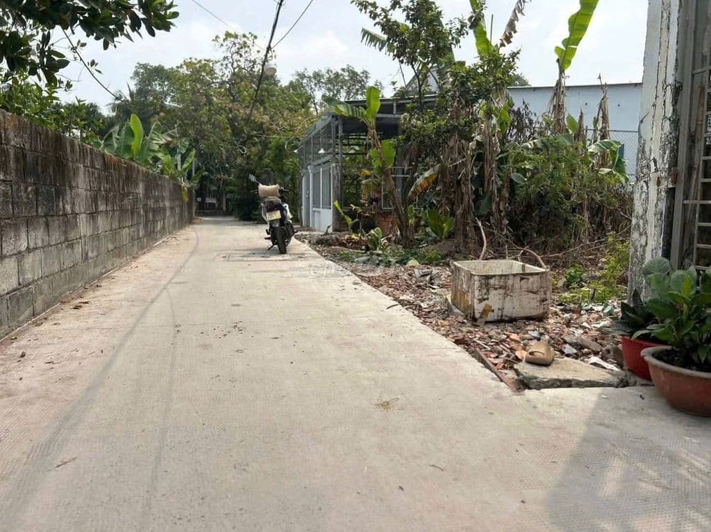 Lô đất Thổ 5.5x23m – Thị Trấn Hóc Môn, gần Lý Thường Kiệt – Giá 3.5 tỷ - Ảnh 2