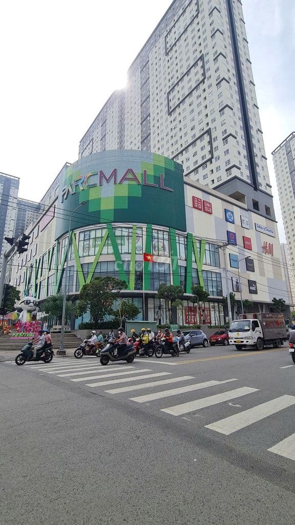 Bán cặp nhà (12m x 18m) khu biệt thự Cao Lỗ Q8. Gần TTTM Parc Mall