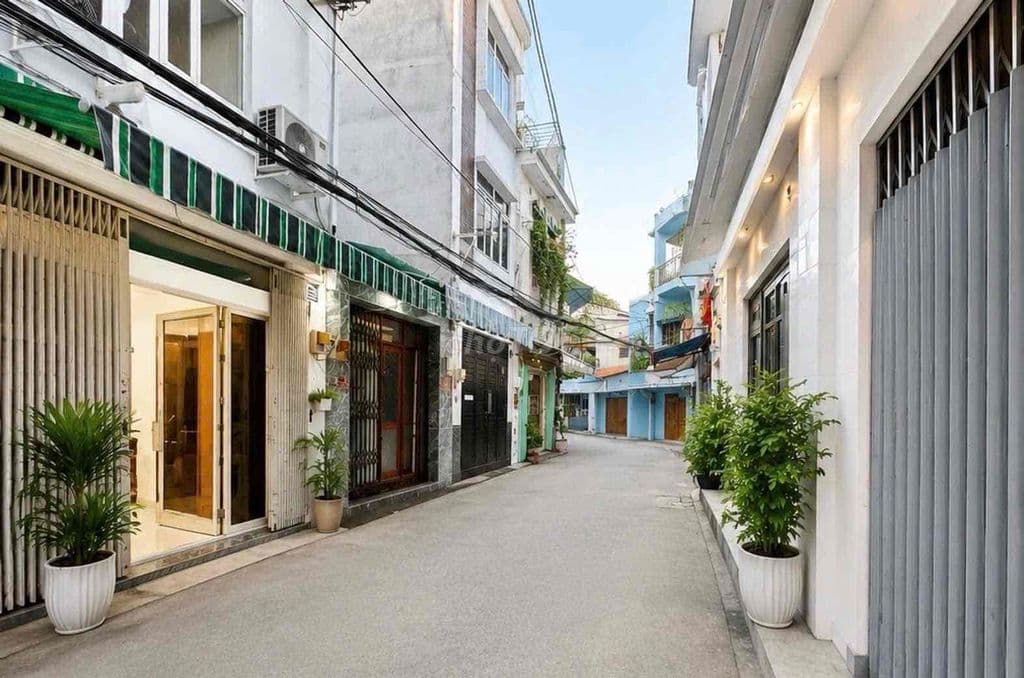 KHU VÍP GẦN CHỢ NHÀ ĐẸP GIÁ RẺ HƠN 4ty