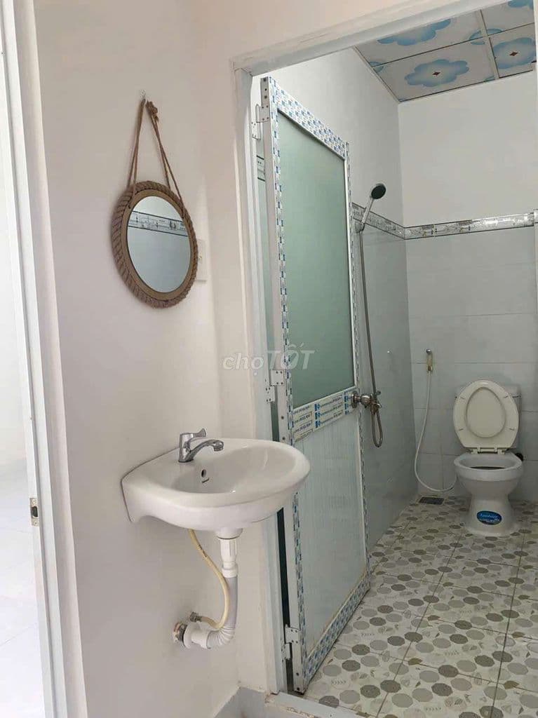 Chỉ 1 tỷ 50 triệu sở hữu nhà HXH Phạm Hùng. khu dân cư hiện hữu - Ảnh 3