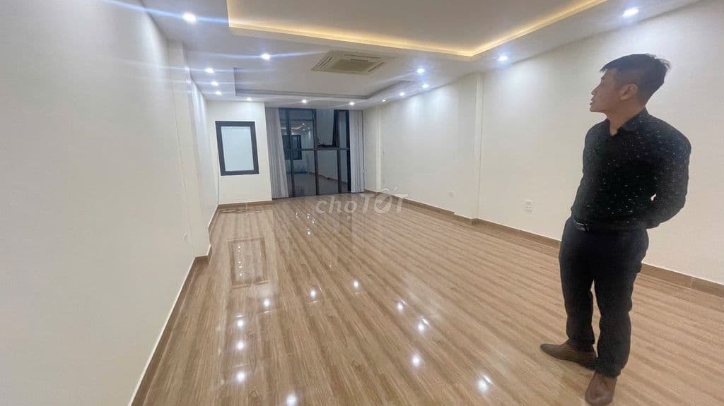 văn phòng mễ trì đẹp oto đỗ cửa đẹp diện tích 45 m2 có đủ đồ - Ảnh 2