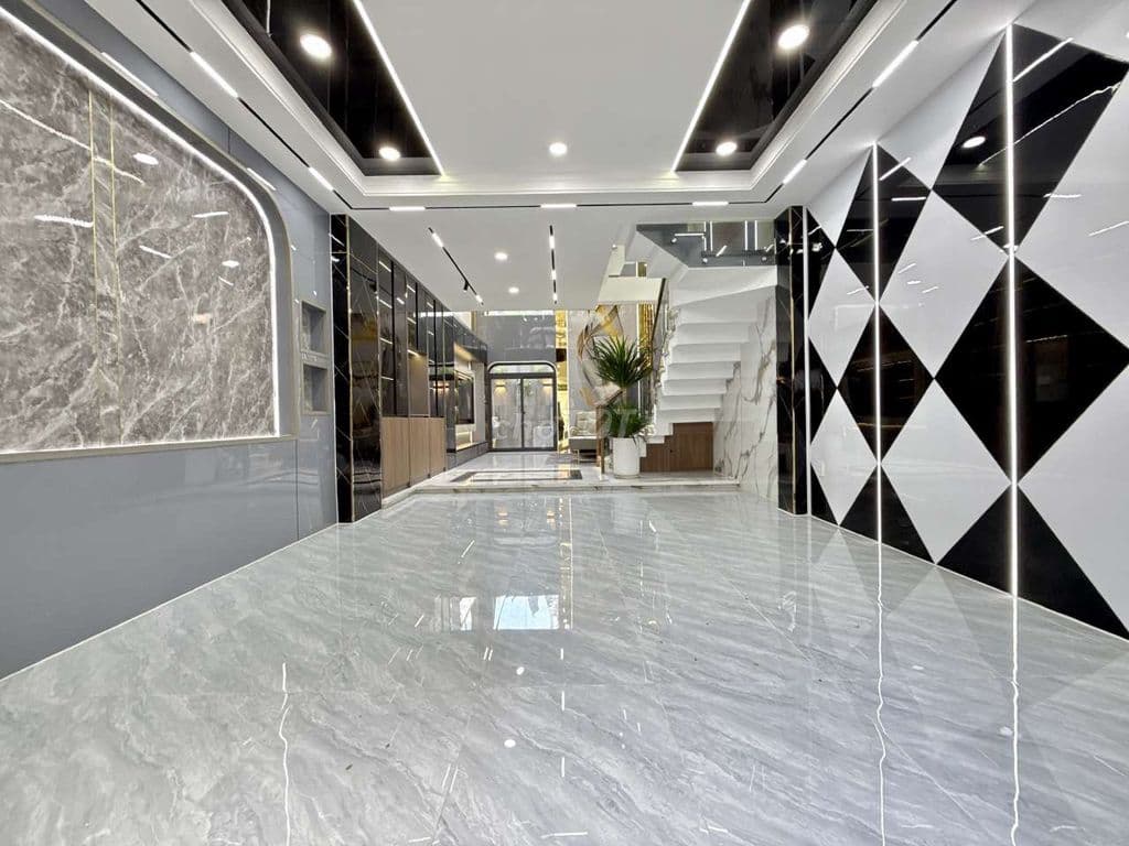 Siêu Phẩm Ngang gần 5M. Hẻm 10m Khu VIP Thạnh Lộc 13. Ngay Ngã tư ga - Ảnh 3