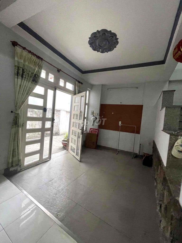 Cắt lỗ Bán gấp Nhà Gần Phạm Văn Đồng – 3 Tầng – 3PN – Ngang 7m Bề Thế