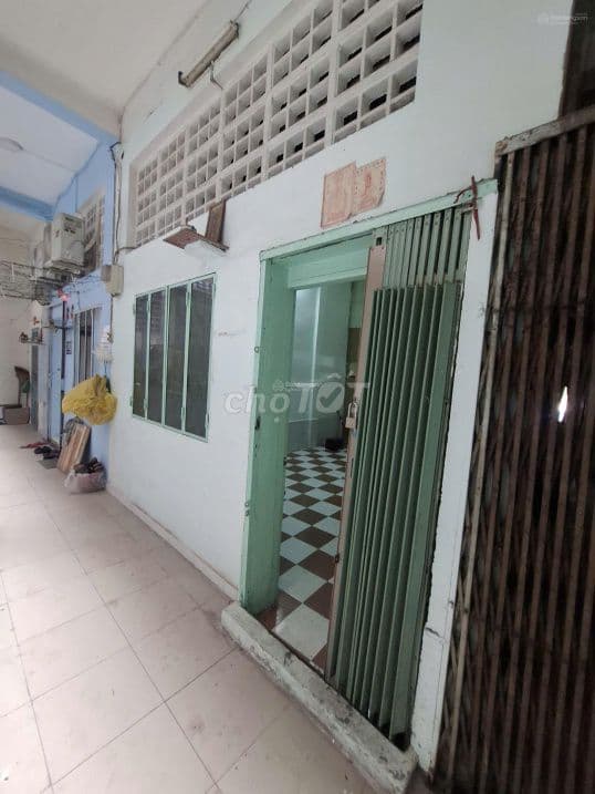 Bán căn hộ chung cư tại Trần Hưng Đạo, Thương Xá Đồng Khánh, 102m2