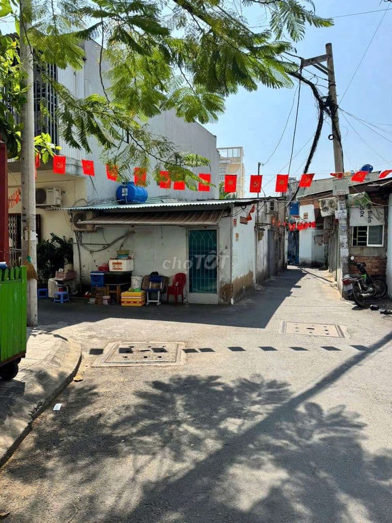 Gửi hoa hồng dẫn dùm Nhà 3 mặt tiền cn 68.2 Lê Đức Thọ TH An Nhơn