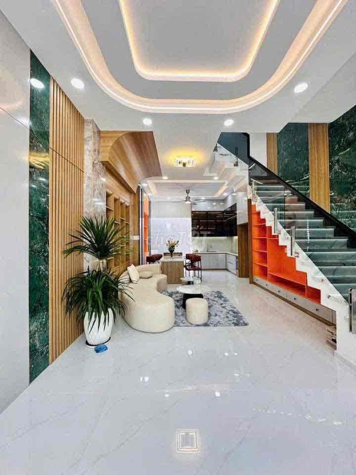 bán nhà xây mới khu đồng bộ đẹp full nội thất - HXH - Ảnh 3