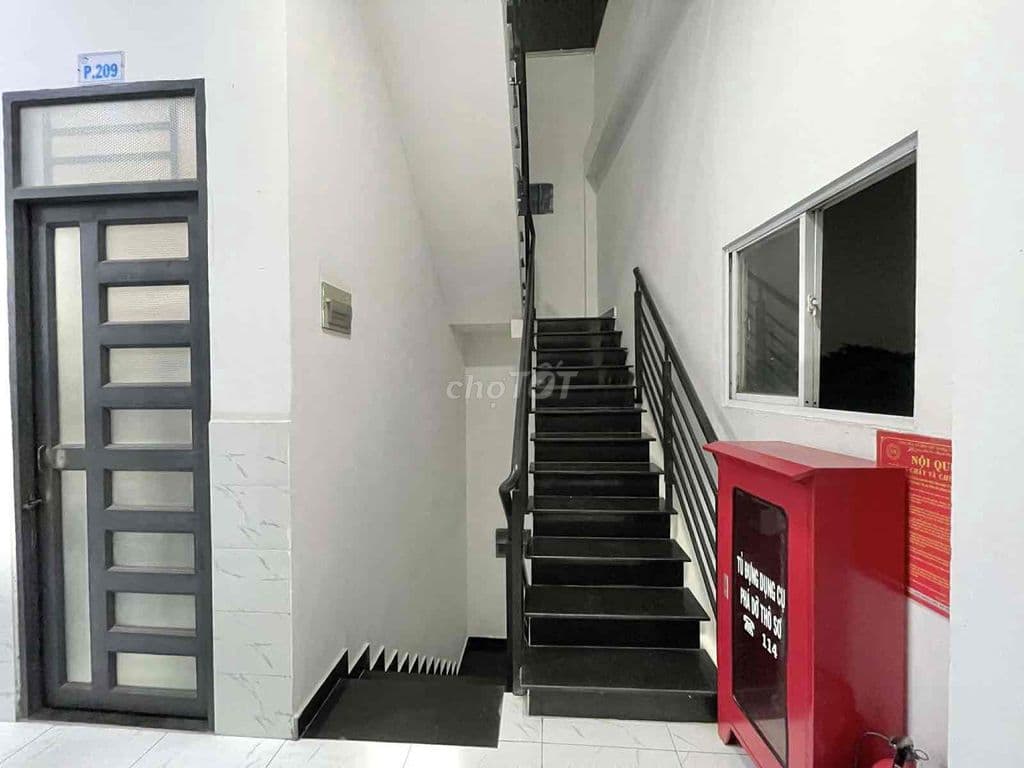 CẦN TIỀN BÁN GẤP NHÀ 5 TẦNG MẶT TIỀN 3 TÔ HIỆU - Ảnh 2