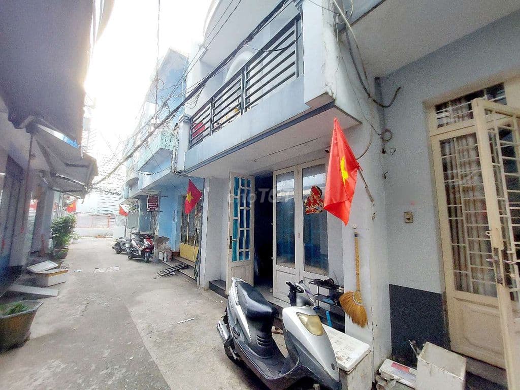 🔥 CHỈ 4.X TỶ - TRẦN XUÂN SOẠN - QUẬN 7 - 40M2 - 3 TẦNG - SHR HOÀN CÔNG