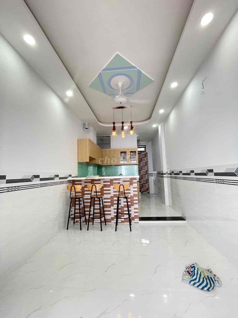 NHÀ ĐẸP MIÉU GÒ XOÀI BT, 26m2, H3M thông xe hơi, Hơn 3Tỷ