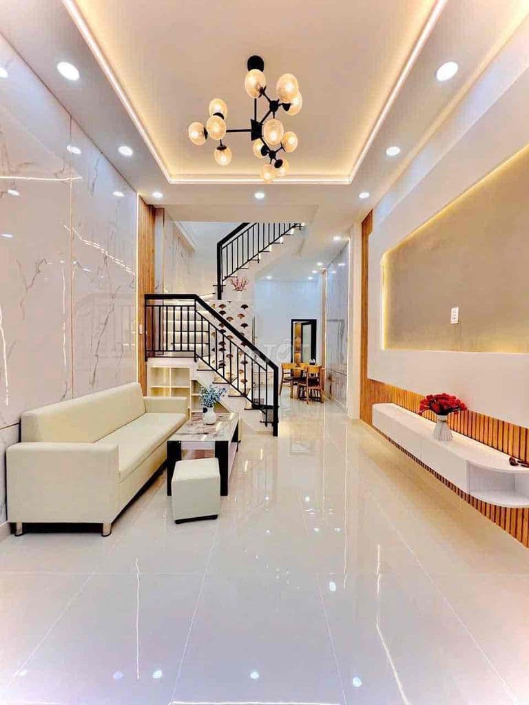 40m2, BÁN NHÀ TRƯỜNG CHINH, HXH, 2 TẦNG, 3PN, P15 TÂN BÌNH, 5 TỶ