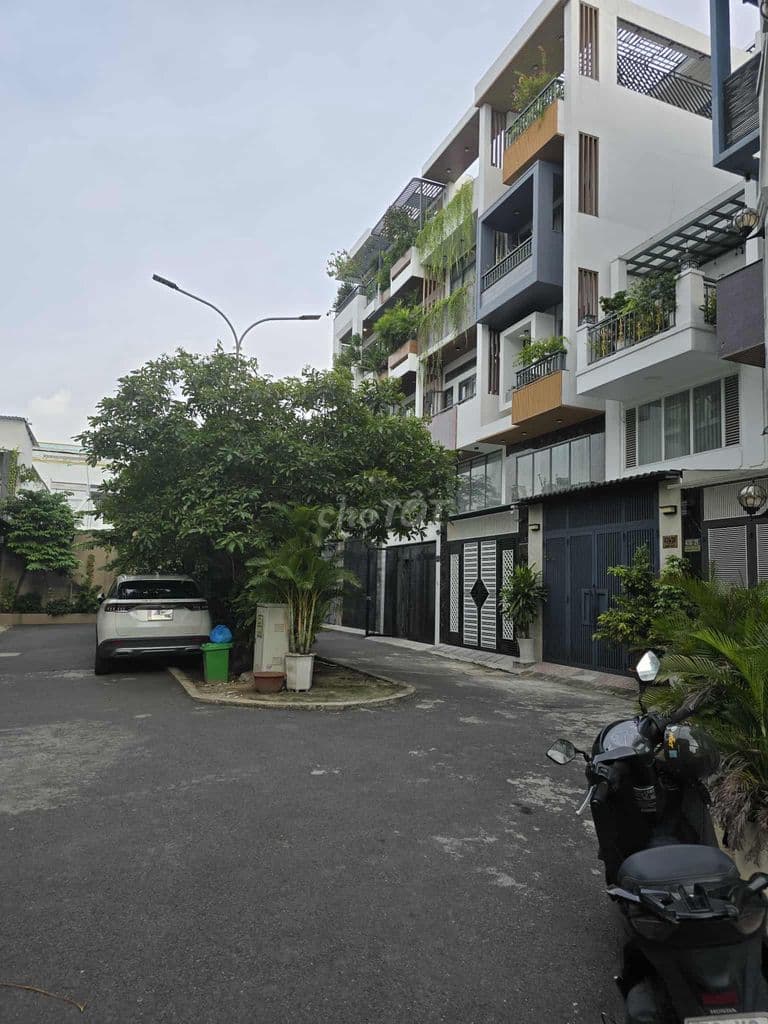 Cần bán nhà 476/2 Quang Trung