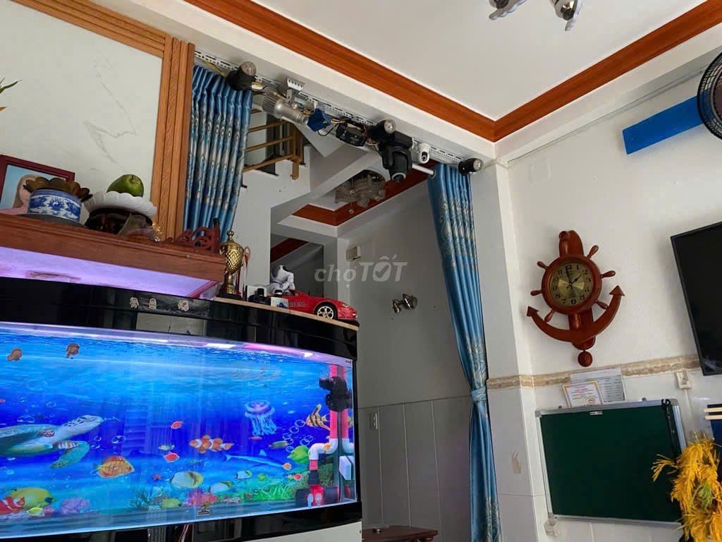 NHÀ 5 PN - KẾ UEH - DT 25TR/TH - SÁT MẶT TIỀN - NGUYỄN TRI PHƯƠNG, Q10 - Ảnh 2