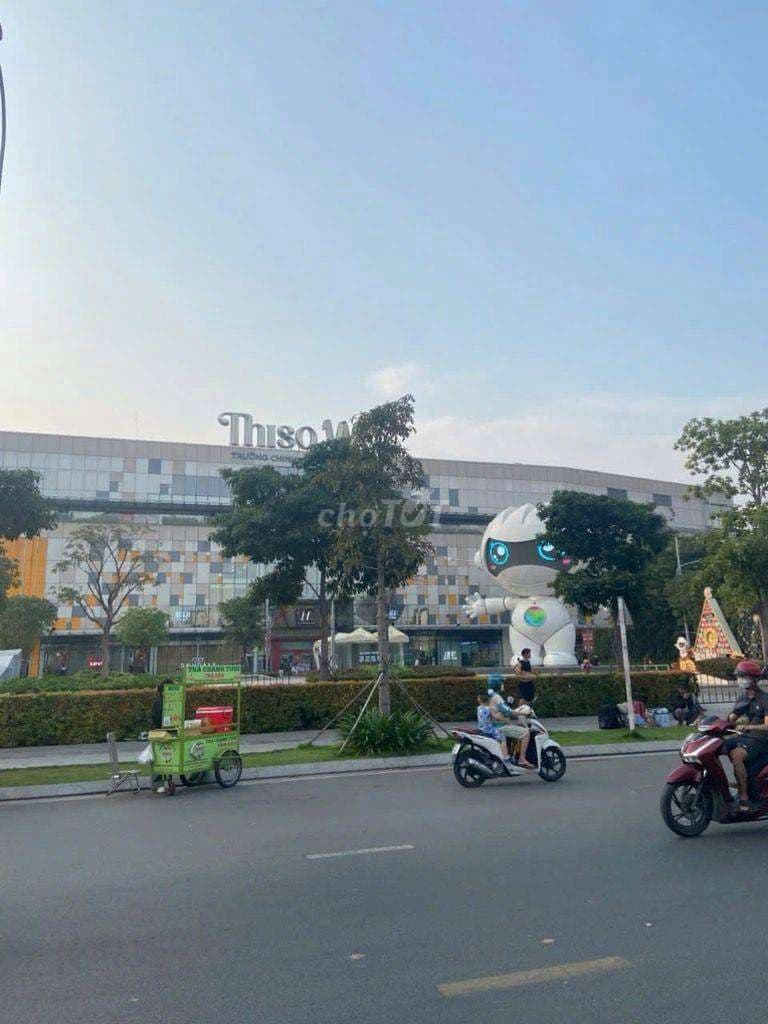 Mặt Tiền Xe Tải Thông - 33m2 , Nhà Chính Chủ ngay Emart 2