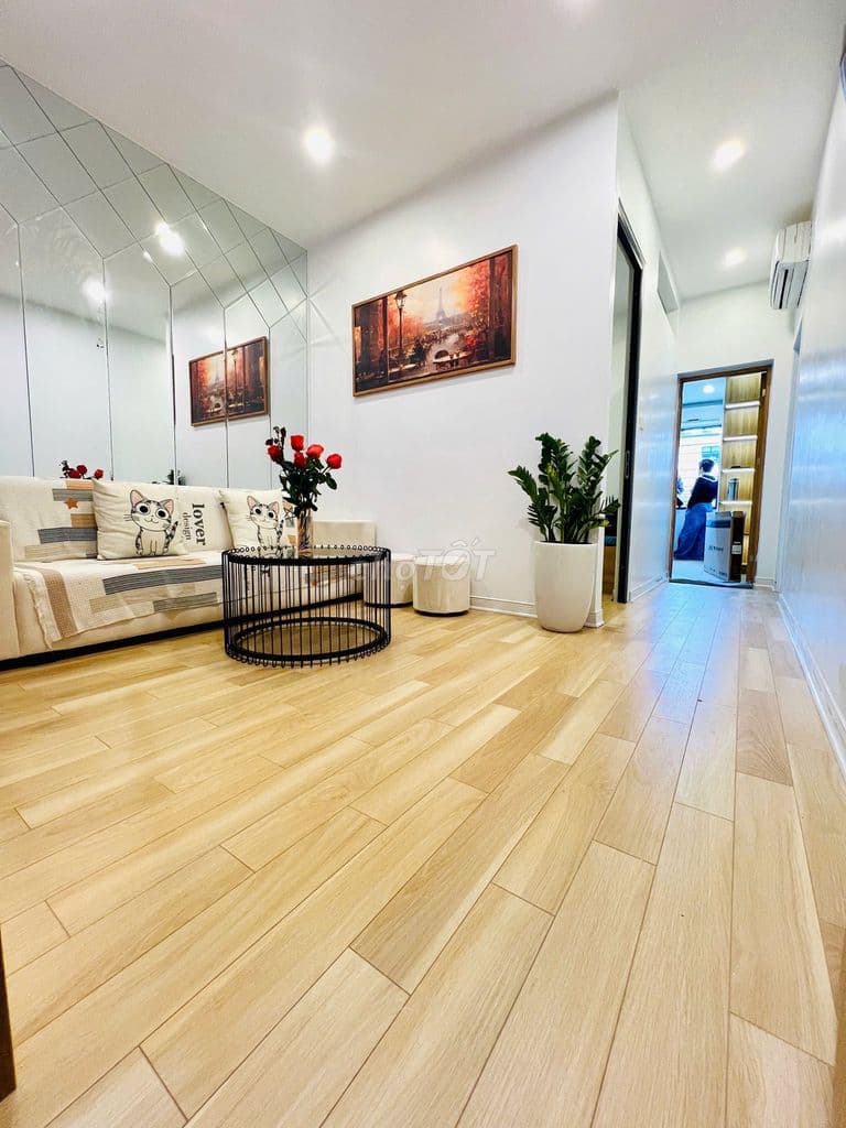 CĂN HỘ THÁI THỊNH - VIEW MẶT PHỐ - 70M² - Ảnh 2