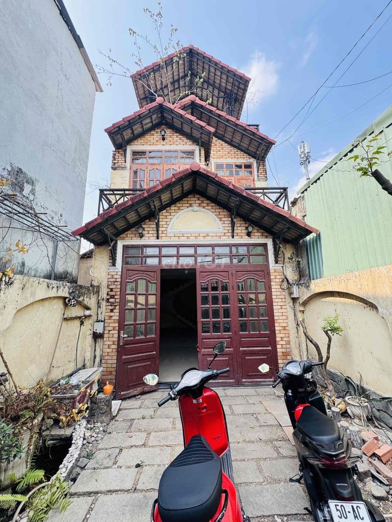 NHÀ 4 TẦNG BTCT - HXH THÔNG- THÍCH HỢP LÀM CĂN HỘ DV