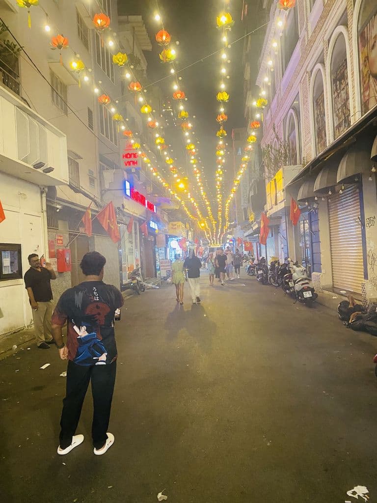 Chính chủ cần bán nhà ngay phố Tây Bùi Viện - Ảnh 2