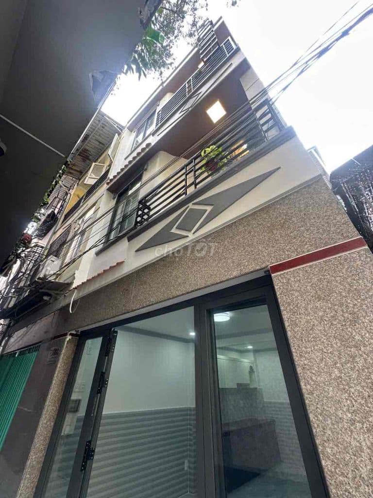 3 Tầng gần MT Lương Văn Can 3 Phòng Ngủ Sổ Hồng Riêng , hổ Trợ bank