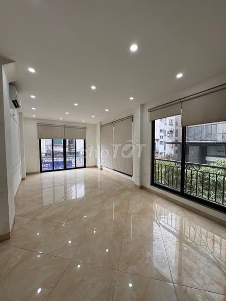 bán nhà mới 5 tầng Lò Đúc giá 10.8 tỷ