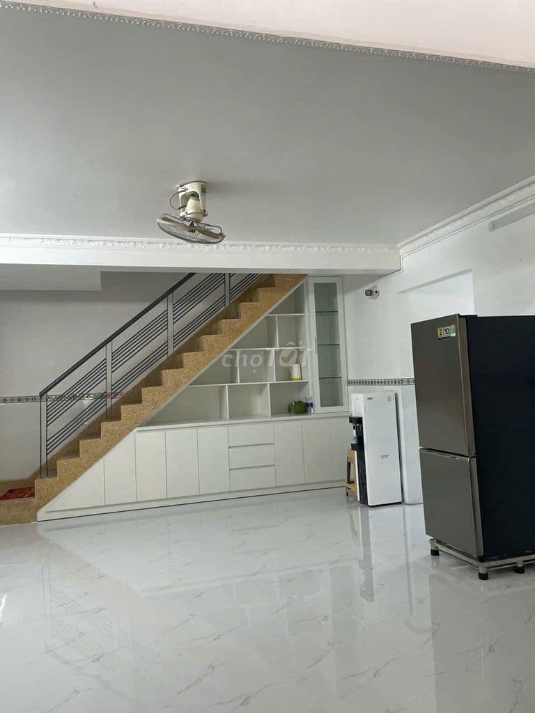 BÁN TẦNG TRỆT CHUNG CƯ TÂY THẠNH DT SÀN 106M SỔ HỒNG VĨNH VIỄN - Ảnh 2