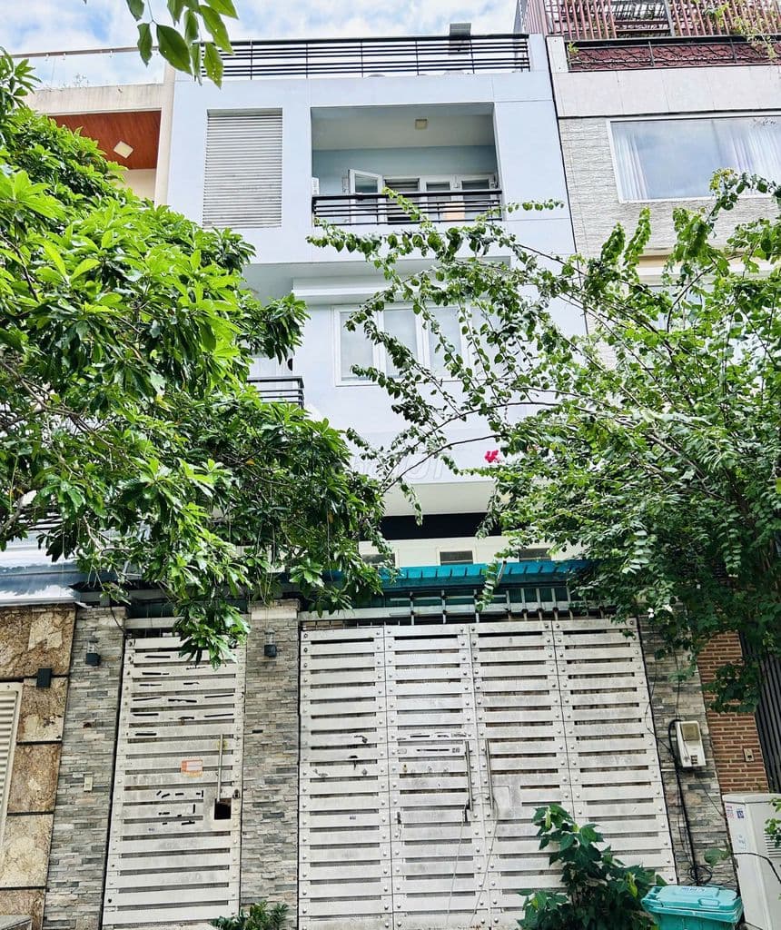 BÁN NHÀ ĐƯỜNG BẠCH ĐẰNG KHU SÂN BAY TÂN SƠN NHẤT DT: 5X19M TRỆT 2 LẦU