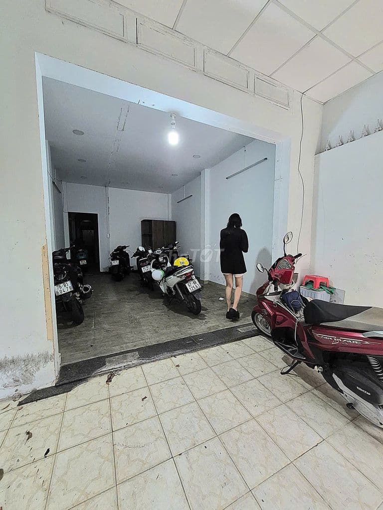 Hẻm 8m thông, Quang Trung, 4 tầng, 96m2, Gò Vấp, hơn 11 tỷ TL