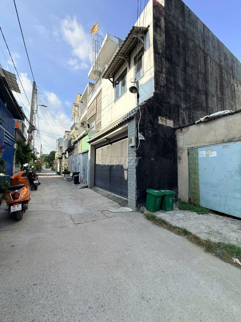 Đất 2 mặt hẻm đường 48, Hiệp Bình Chánh, giá 5,6 tỷ.