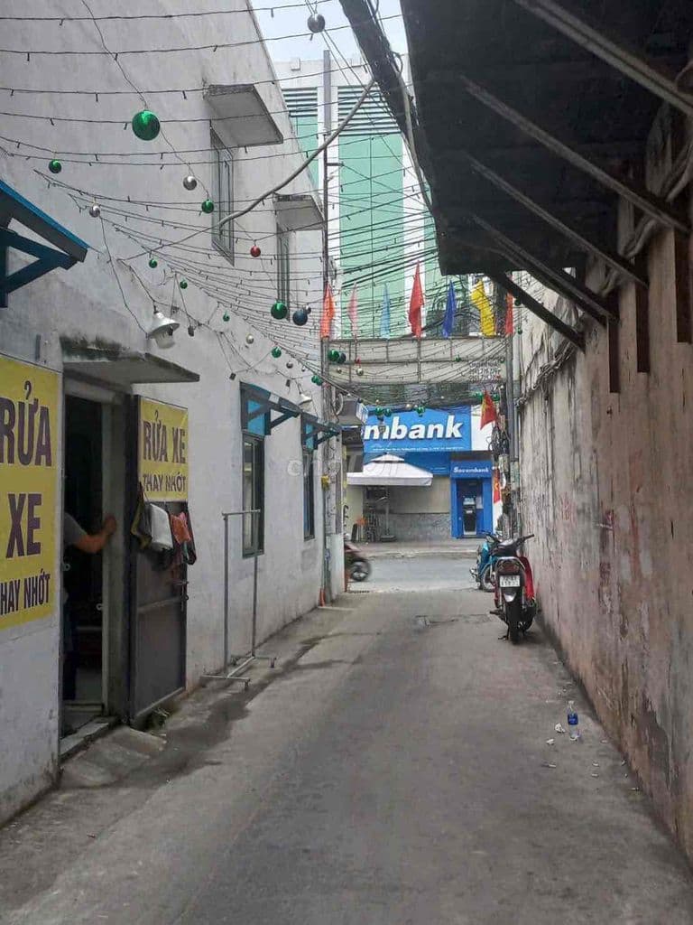 Chính chủ chưa qua đầu tư cần bán gấp nhà kiên cố nở hậu tài lộc 8 Tỷ - Ảnh 2