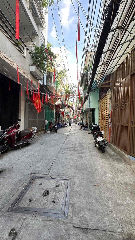 GẤP BÁN NHÀ 4 TẦNG_HẺM OTO_HOÀN CÔNG ĐỦ_HIẾM BÁN TRONG KHU VỰC