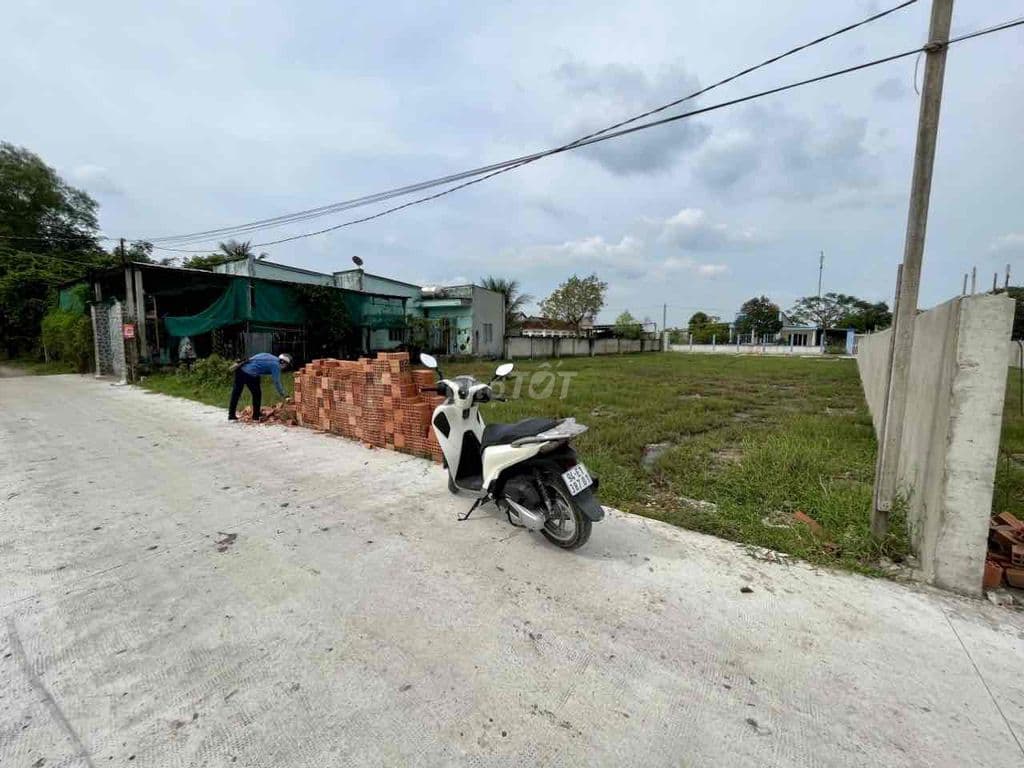 Chính chủ cần bán lô đất thổ vườn giá 3tr5/m2 ở Củ Chi TPHCM - Ảnh 2