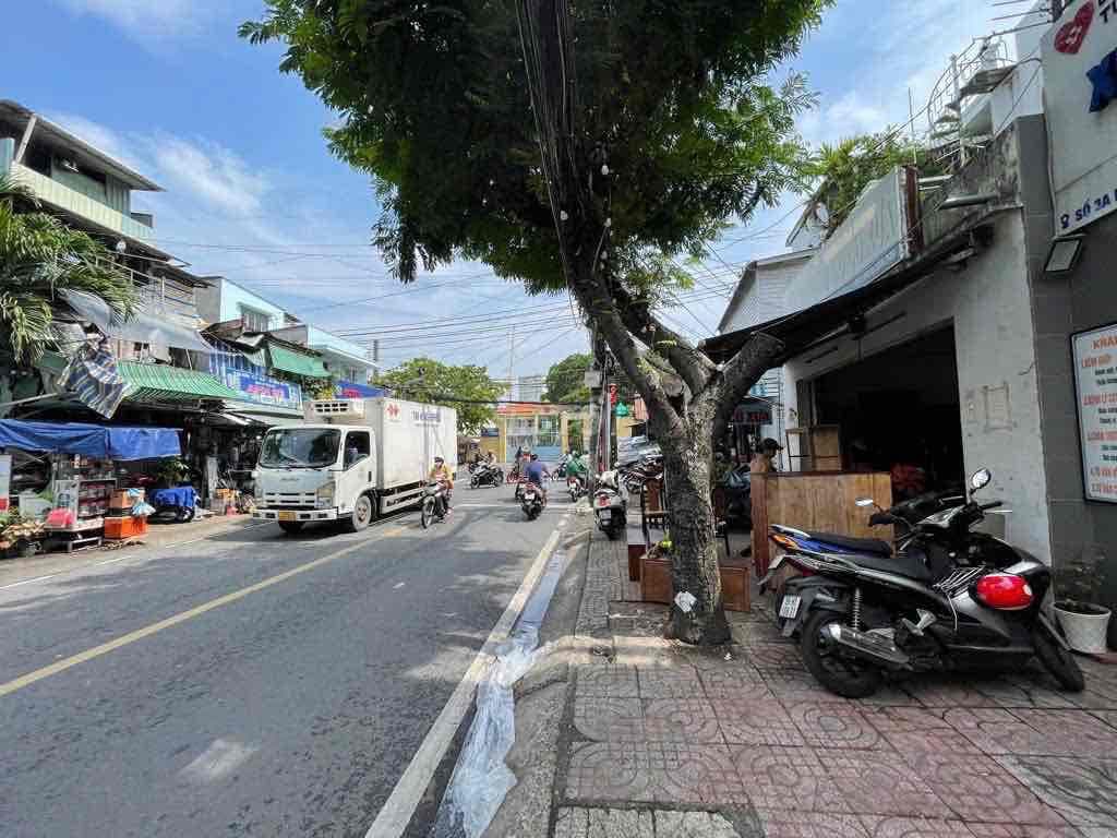 CHDV 7 TẦNG 35P, 6,5x20m, Dạ Nam Q8