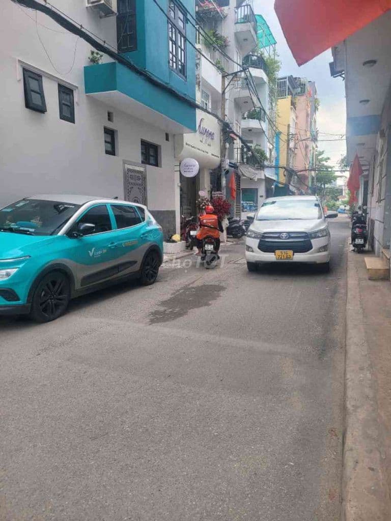HẺM XE TẢI CẠNH EMART PHAN VĂN TRỊ - 70M2, NGANG 4,2M - NHỈNH 7,5TY