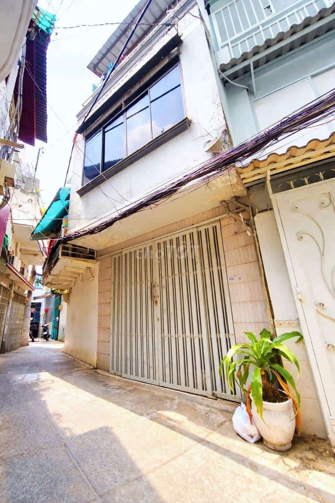 🏠 NHỈNH 2 TỶ , 3 TẦNG NGAY TRIỄN LÃM TÂN BÌNH, HẺM THÔNG - 3,4x 3,5M