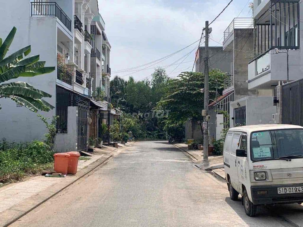 Nền Đất Mặt Tiền Hẻm 47 Đường Trường Lưu - 3.399 Tỷ