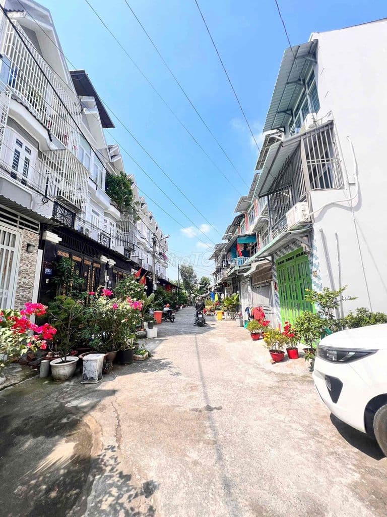 nhà đường Thạnh Lộc 31- giá siêu hời - Ảnh 2