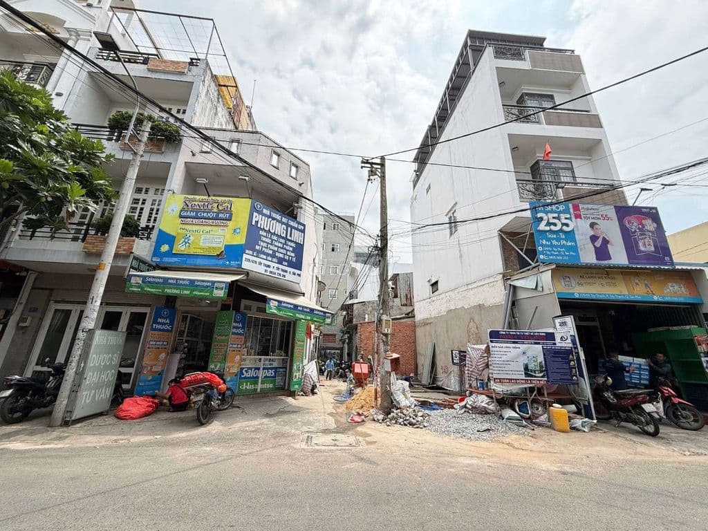 NHÀ ĐẸP SÁT TRƯỜNG HỌC - VÀO Ở NGAY, TÂY THẠNH TÂM PHÚ 53M2 HẺM XE HƠI - Ảnh 2