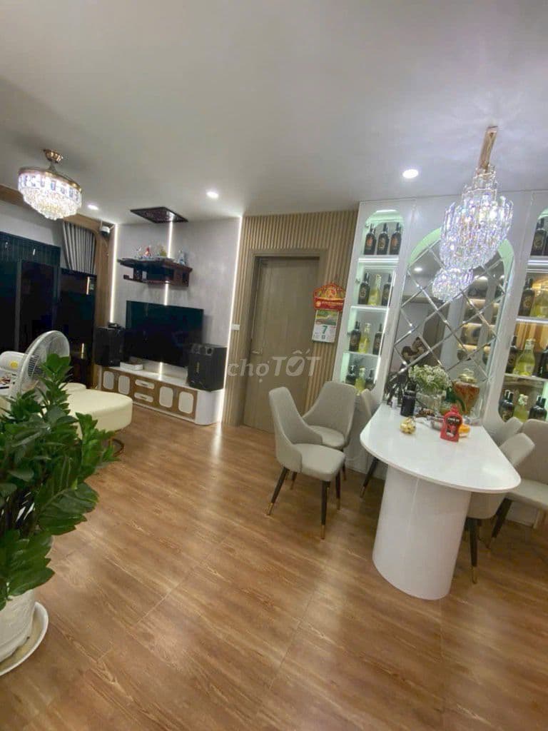 Bán căn Chung Cư tầng 21 IMPERIA SKY GARDEN 423 Minh Khai 82m2 9.2 tỷ