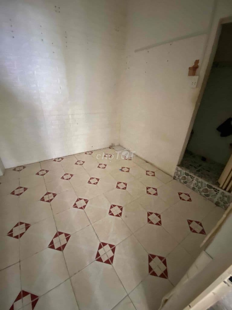 Mặt tiền Kd Văn Cao 3.3x7, 2 lầu, 5.3 tỷ - Ảnh 2