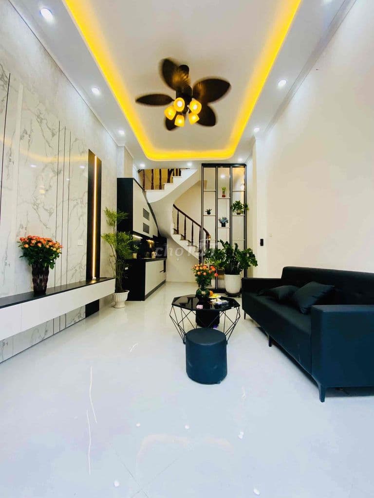 Chính chủ bán nhà nhỉnh 6 tỷ