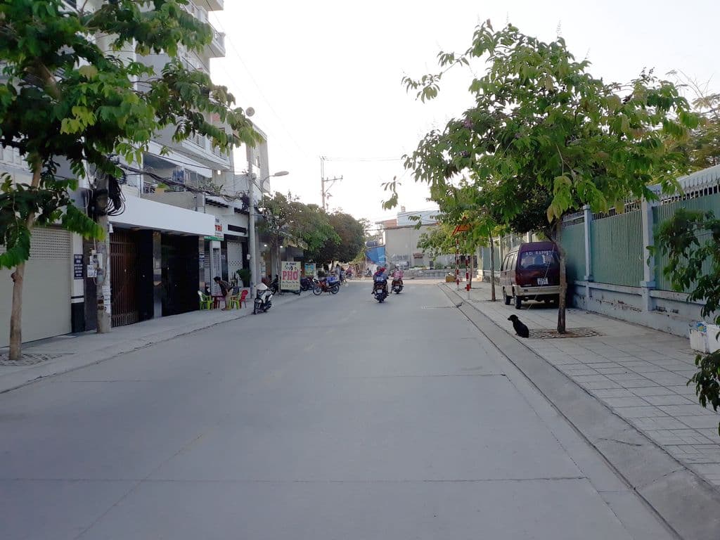 Bán nhà mặt tiền đường 10m đường TX24