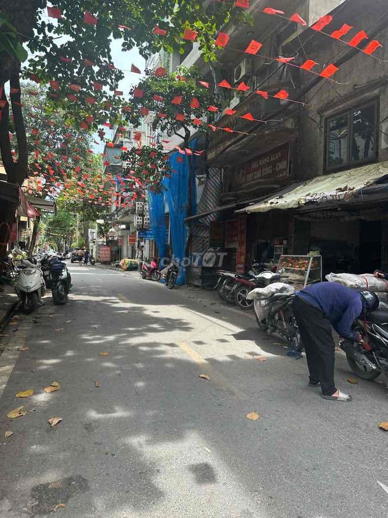 Bán nhà Giáp Nhị lô góc xây độc lập mặt ngõ ô tô qua Kinh thoái mái