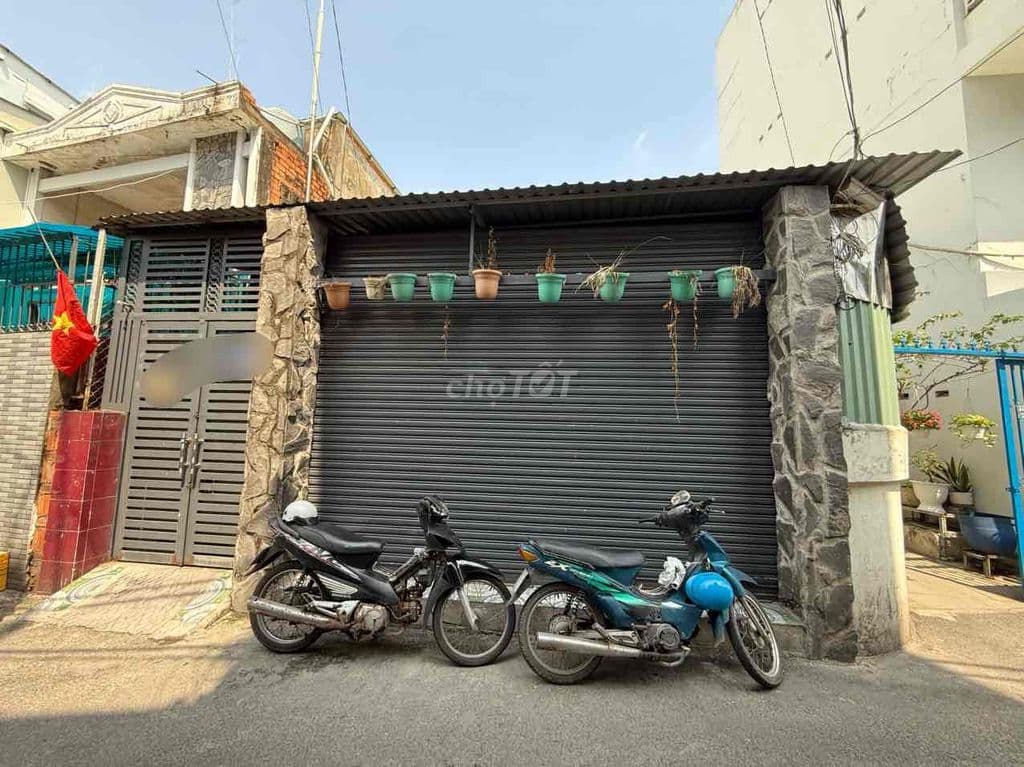 BÁN ĐẤT TẶNG NHÀ C4 NGAY PHƯỜNG 10 GÒ VẤP TP HCM