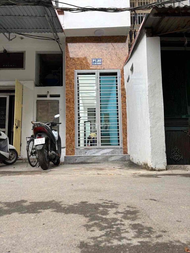 Bán nhà chính chủ Trung Tâm Đống Đa ô tô đỗ cửa, kề bên Hồ Linh Quang