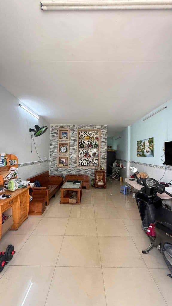 nhà sổ hồng riêng .phường thới an(q12) 4m x 10m hẻm xe hơi - Ảnh 2